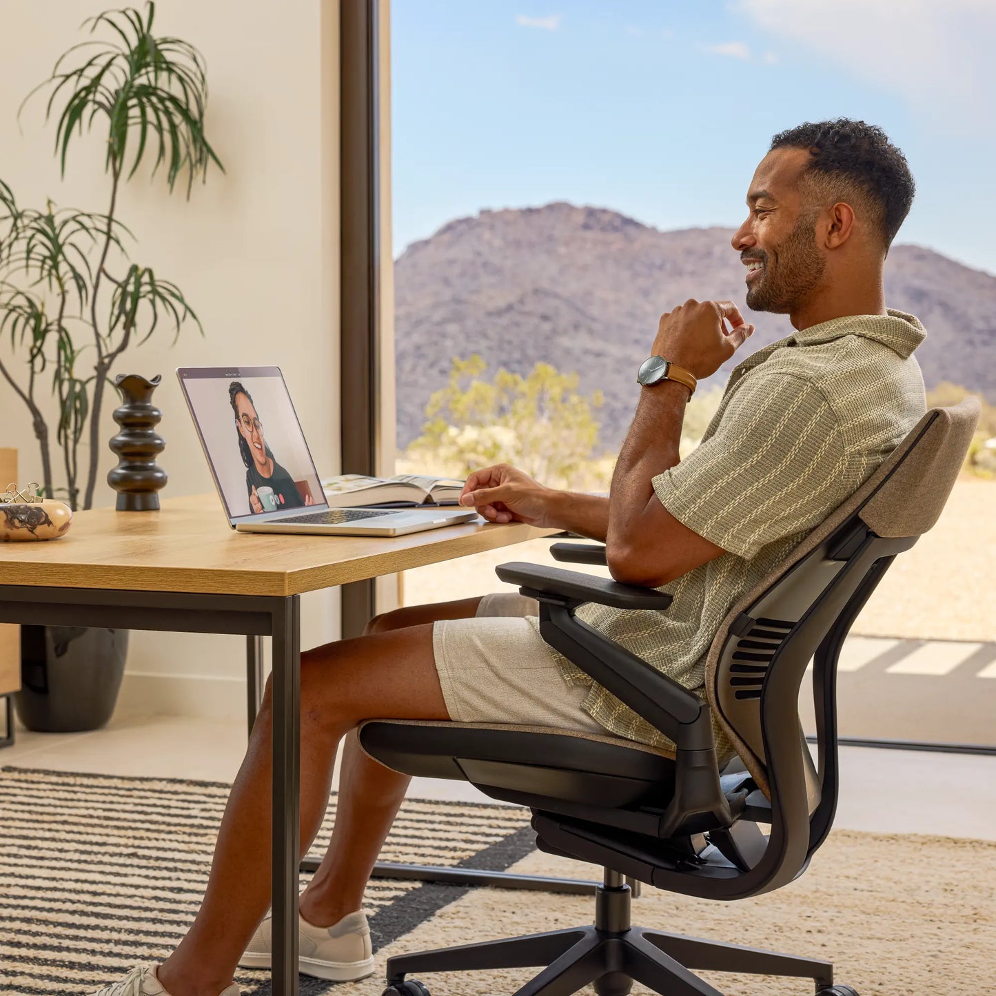 Gesture – Silla de oficina ergonómica