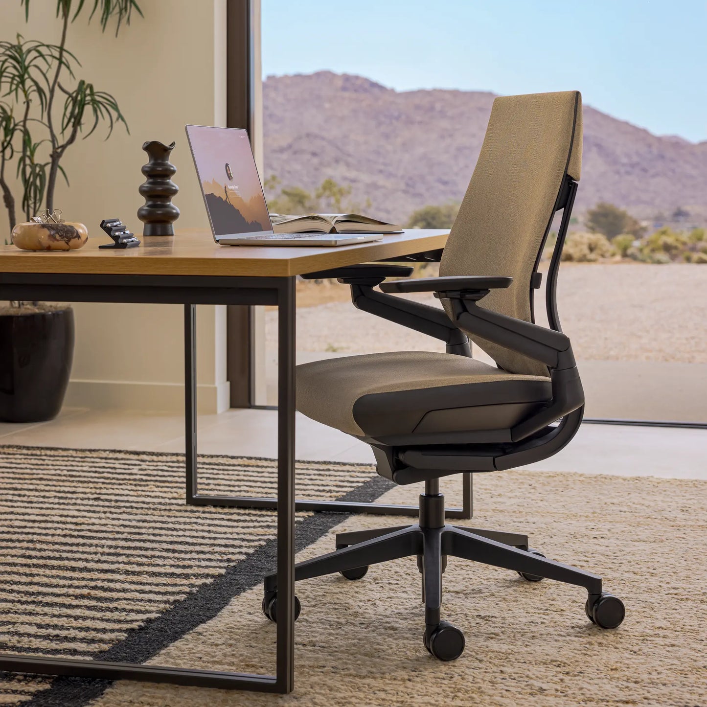 Gesture – Silla de oficina ergonómica